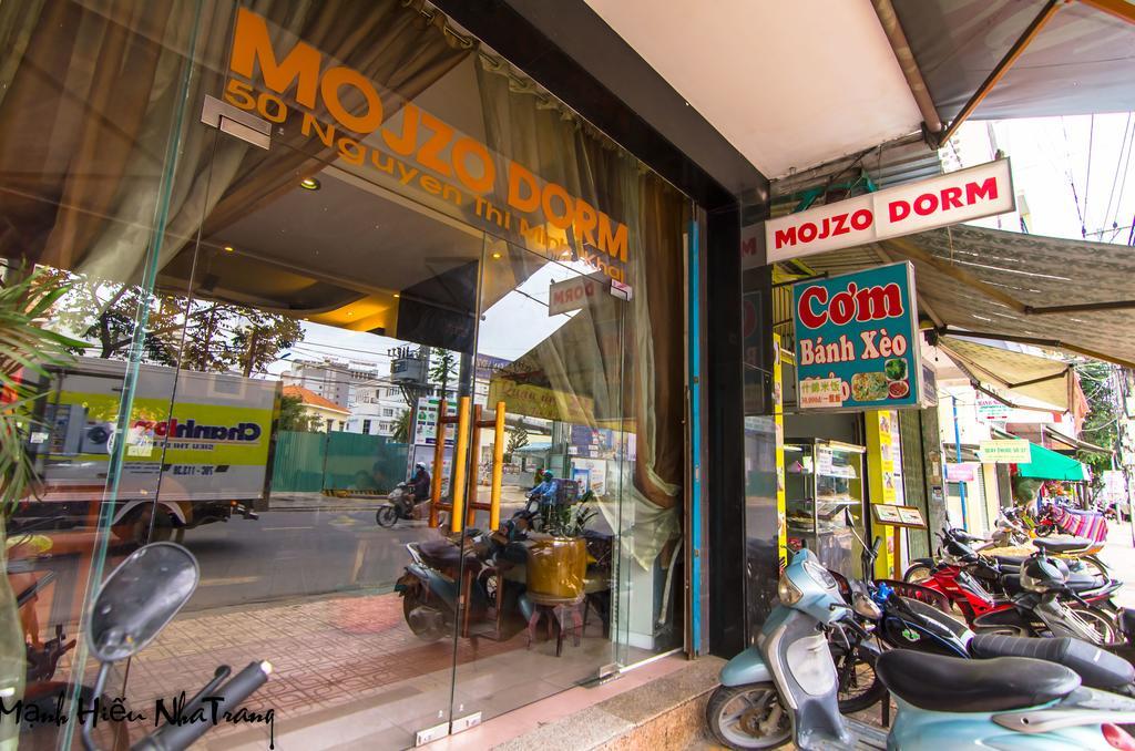 Mojzo Dorm Hostel Nha Trang Exterior photo